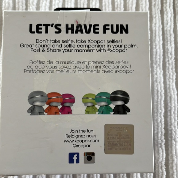 Mini wireless selfie remote and spreader - Picture 3 of 4